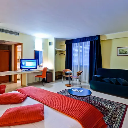 Best Western Blu Hotel Roma-3